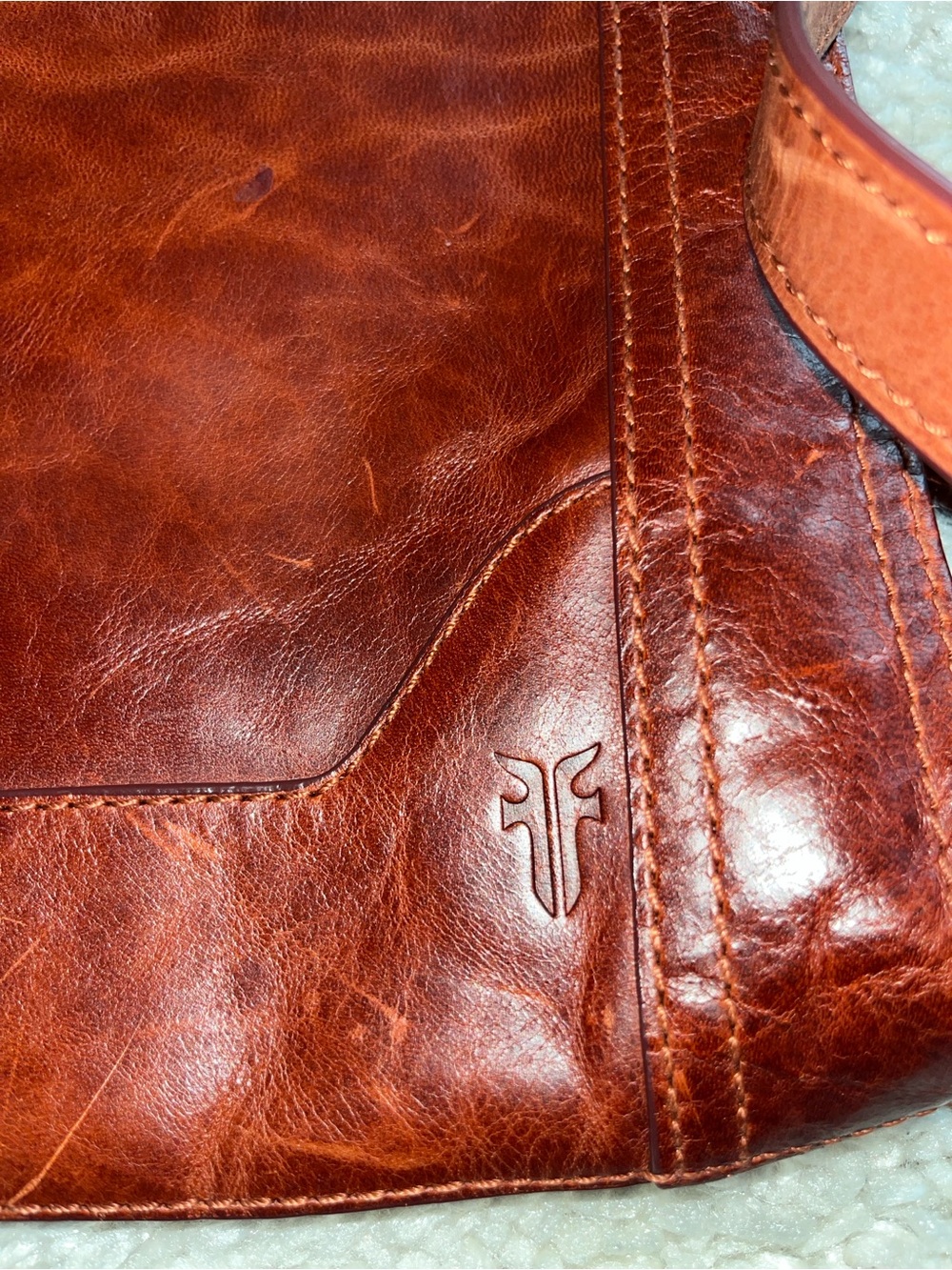 Frye leather crossbody messenger bag - Picture 10 of 14